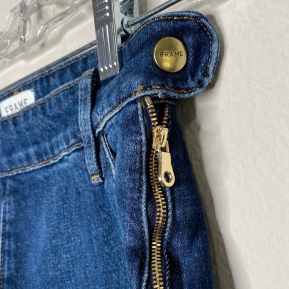 FRAME Flounce Side Zip Flare Jeans Delavan Wash - Picture 10 of 13